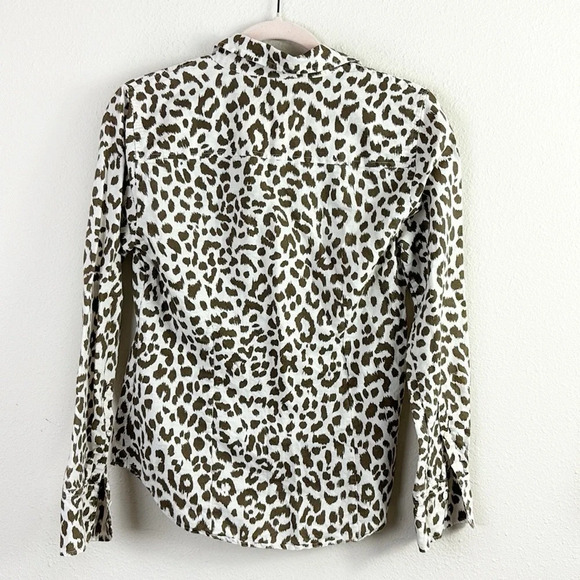 J. Crew The Perfect Shirt In Leopard Cheetah Animal Print Button Down Top size 4 - Picture 4 of 12